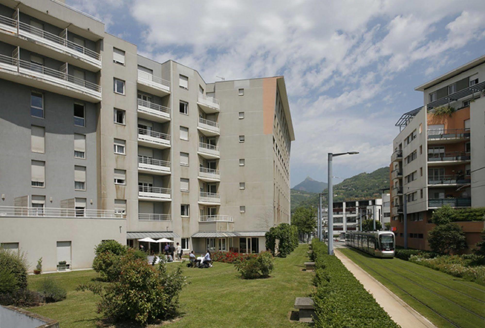 אפרטהוטל Sejours & Affaires Grenoble Marie Curie מראה חיצוני תמונה